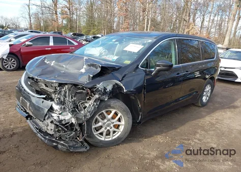 2017 Chrysler Pacifica Lx z USA, uszkodzony, nr VIN 2C4RC1CG5HR503019